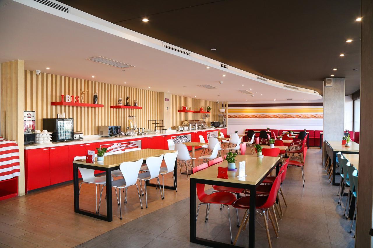 Hotel Ibis Tianjin Teda Extérieur photo