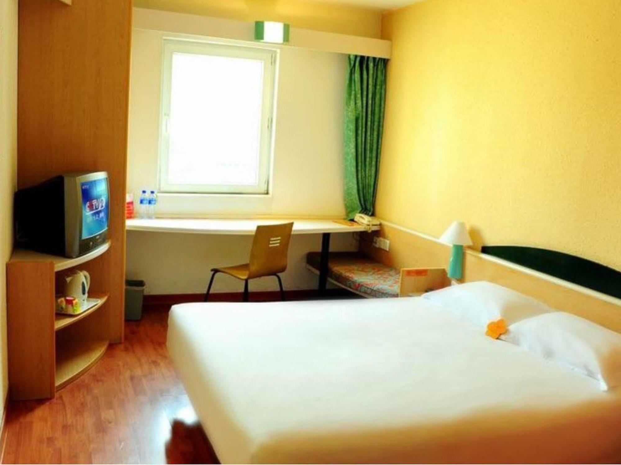 Hotel Ibis Tianjin Teda Extérieur photo